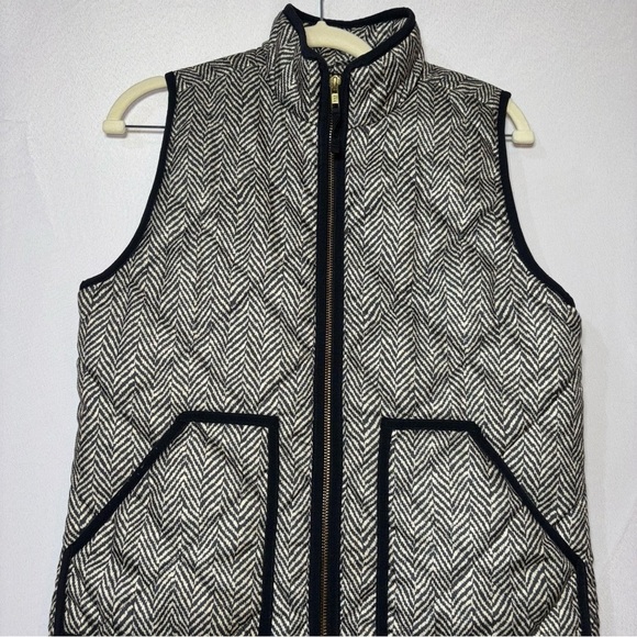 J. Crew Factory Womens Black and White Herringbone Quilted Puffer Vest Size XS - Picture 2 of 9